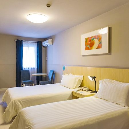 Jinjiang Inn Zhenzhou High-Tech Zone Wutong Street เจิ้งโจว ภายนอก รูปภาพ